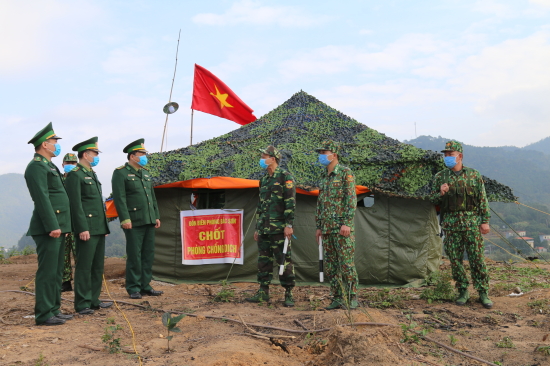 03e2_anh-2