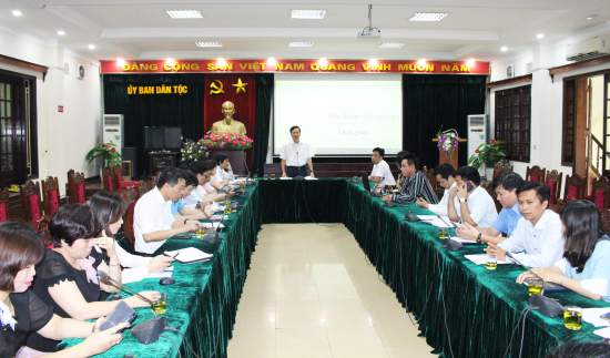0530-quang-canh-phien-hop