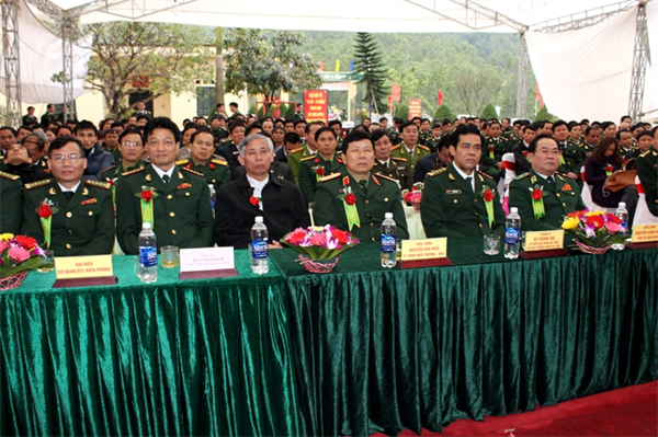 08-33-10_dai-bieu-du-2.jpg