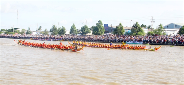 09-16-14_cac-doi-ghe-dang-quyet-liet-ve-