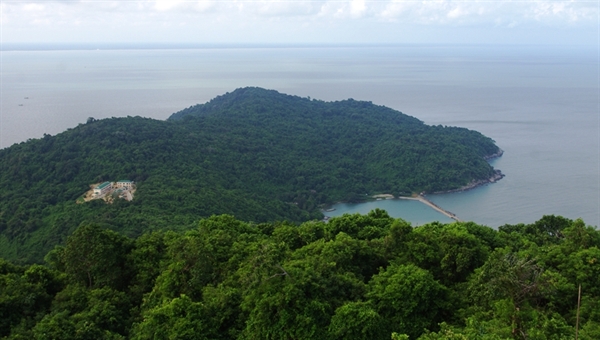 09-23-17_moi-phan-cua-dao-hon-khoai.jpg
