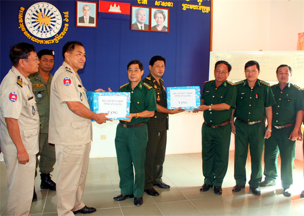 09-53-45_bo-doi-bien-phong-an-giang-tang