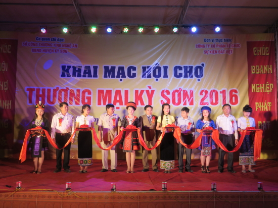 0kn1j7czpy-46882_1248716801252347531_Lnh_o_huyn_ct_bng_khai_mc_Hi_ch_thng_mi_2016