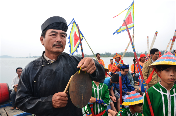10-29-43_2-giong-chuong-5.jpg