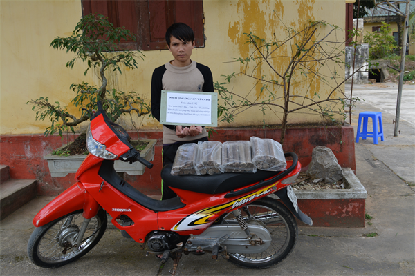 10-29-51_anh-doi-tuong-nguyen-van-nam-va