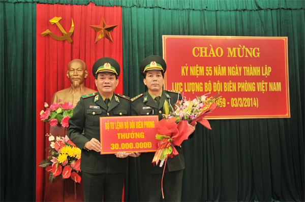 10-39-26_anh-khen-thuong-1.jpg