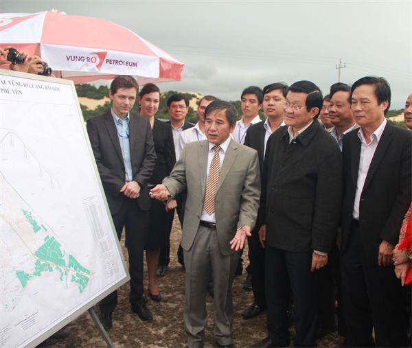 10-55-31_chu-tich-tham-du-an-loc-dau-vun