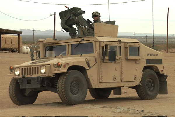 11-20-37_hmmwv-humvee-03.jpg