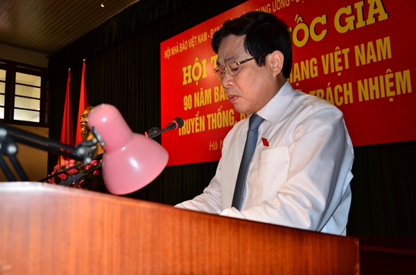 12-09-11_a4-dc-nguyen-bac-son.jpg