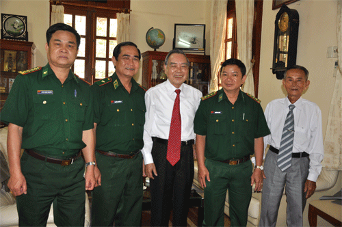 125DSC_0357.gif