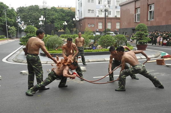 13-39-45__dsc0281.jpg