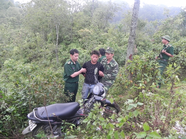 15-00-12_doi-tuong-cung-tang-vat-bi-bat-