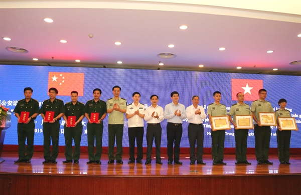 15-27-16_anh-5.jpg
