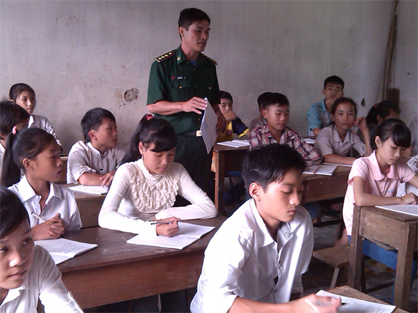 15-44-10_thuong-uy-loc-van-xao-gioi-thie