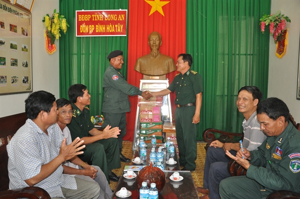 16ur_10a-1.JPG