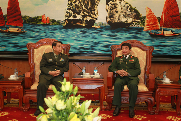 18-08-48_trung-tuong-vo-van-tuan-va-trun