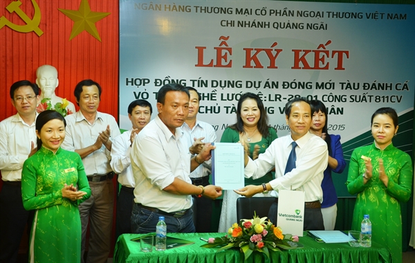 18-12-29_tau-bi-trung-quoc-dui-cui-dien-