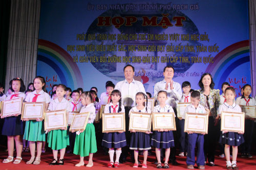 196qua.jpg