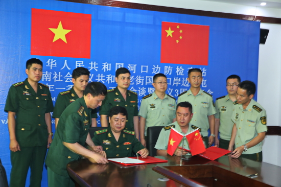 1g6y0cuqvx-47360_580070581198069591_anh_1