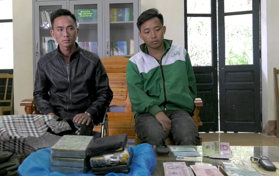 2-doi-tuong-sung-chan-ky-va-sung-seo-nha-cung-tang-vat