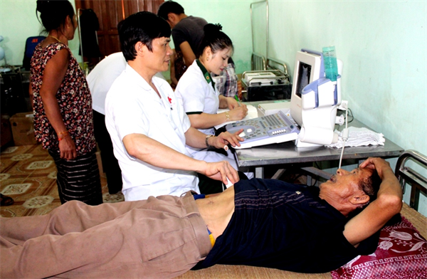20-52-36_sieu-am-cho-ba-con-ban-nong-o-l