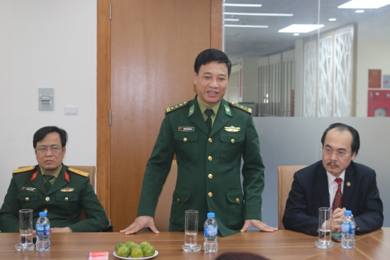 27smkq45wt-25187_f_k6w10ik80_IMG_7410