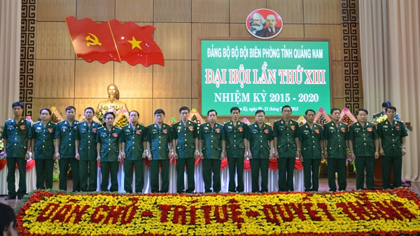 3--ra-m_t-ban-ch_p-hanh.JPG
