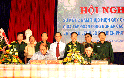 343Anh-1---Le-ky-ket-trong-cao.gif
