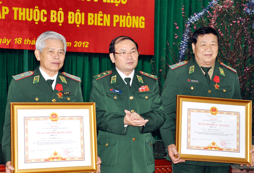 352anh-2.gif