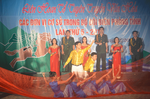 409Tiet-muc-van-nghe.gif