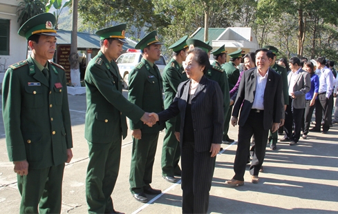 489x310_09-08-30_dc-nguyen-thi-doan-uy-v