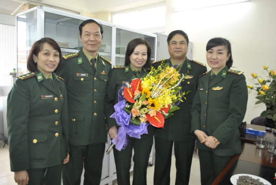 4f82_anh-2