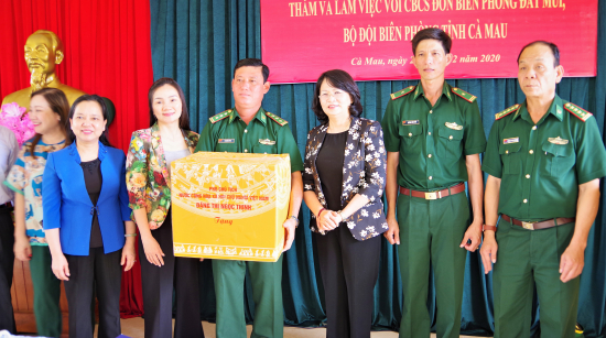 4qjf_anh-3
