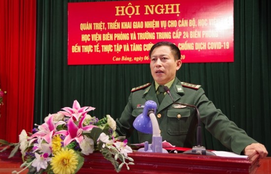 52b8a7pz4u-25662_f_k7g4nbf61_2._Thng_t_Nguyn_Vn_Din_Ph_Ch_huy_Tham_mu_trng_qun_trit_trin_khai_nhim_v_cho_cc_hc_vin_thc_tp