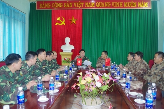 562x375_08-05-41_hai-ben-to-chuc-rut-kin