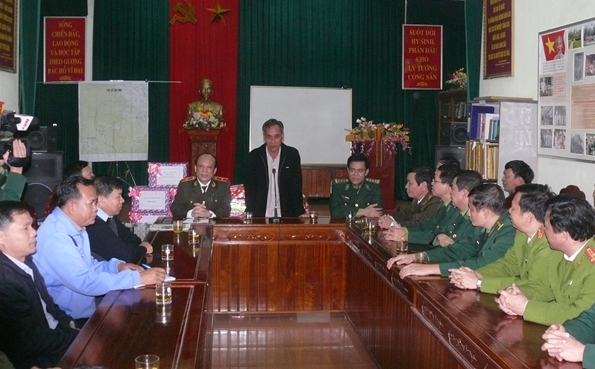 595x369_16-10-31_cac-dai-bieu-tham-du-bu