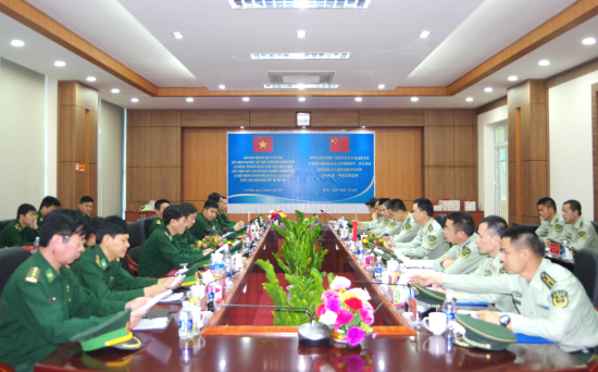 5acf24aef9ff19c549001a56
