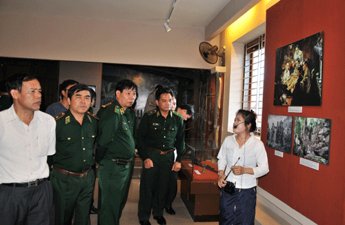 608anh-7tham.gif
