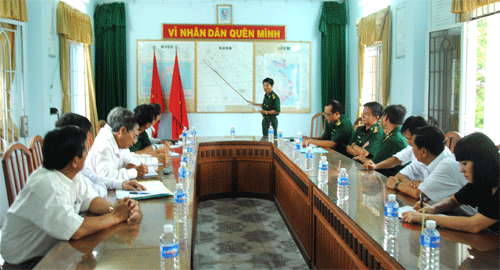 632Ban-Dan-van-Trung-uong-khao.gif