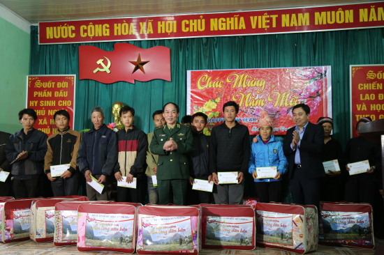 7tj629hmne-71972_2074357151225325856_anh_2