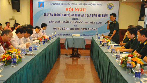 827anh-1gggg.gif