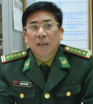 946DSC_0085.gif