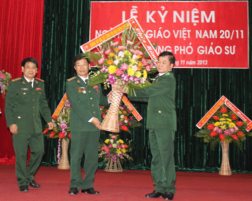 963Anh-Vu-Long.gif