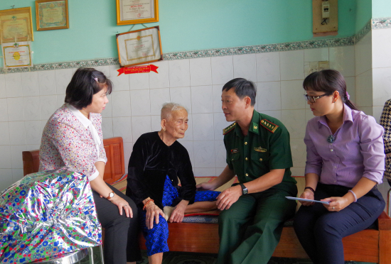 9hm3qvlkfn-9291_f_jqhoys4m1_anh_1._Me_VNAH_Nguyen_Thi_Lanh