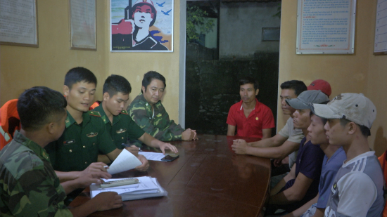 ael8wsqc9g-20125_f_k12cwid16_ANH_6