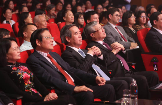 af7t6mgkhj-18513_f_jzm723va1_Anh_2