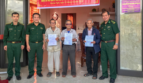 anh-1-ban-giao-nha-o-quang-ngai