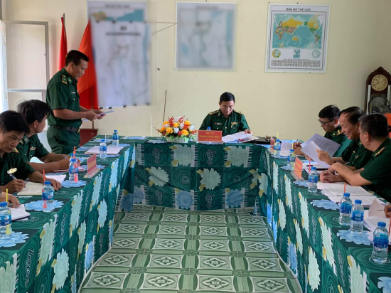 anh-1-doan-cong-tac-bo-tham-muu-bdbp-kiem-tra-cong-tac-quan-ly-bao-ve-bien-gioi-va-sscd-tai-don-bien-phong-cua-khau-long-binh
