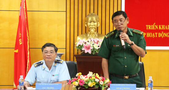 anh-2-dai-ta-nguyen-thuong-le-chi-huy-truong-bdbp-tinh-an-giang-phat-bieu-tai-hoi-nghi