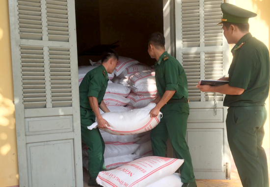 anh-cbcs-don-bpck-long-binh-kiem-dem-so-luong-duong-cat-nhap-lau-vua-thu-giu-5